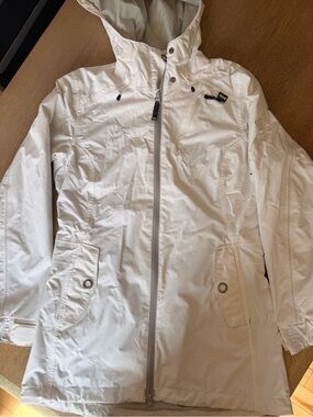 Helly Hansen White Hooded Rain Shell